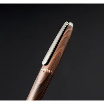 Diplomat Füllhalter Aero Black Forest 14KT