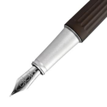 Diplomat Füllhalter Aero braun