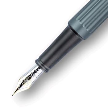 Diplomat Füllhalter Aero grau 14KT