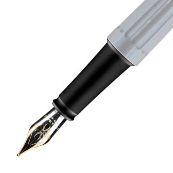 Diplomat Füllhalter Aero perlmutt weiß 14KT