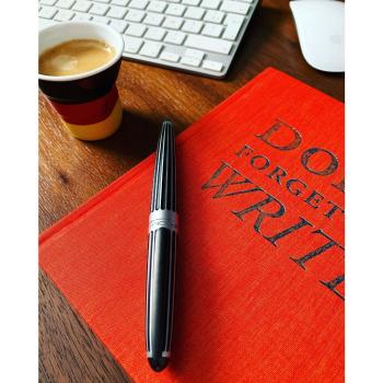 Diplomat Füllhalter Aero "stripes black"