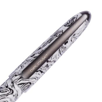 Diplomat Füllhalter Aero volute 14KT