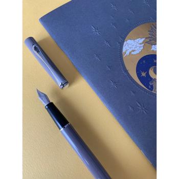 Diplomat Füllhalter Traveller taupe grey