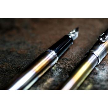 Diplomat Kugelschreiber Traveller flame easyFlow