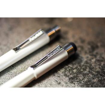 Diplomat Füllhalter Magnum perlmutt weiß