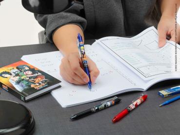 Pilot Tintenschreiber Frixion Ball Clicker 0,7 M schwarz Limited-Edition Naruto Shippuden