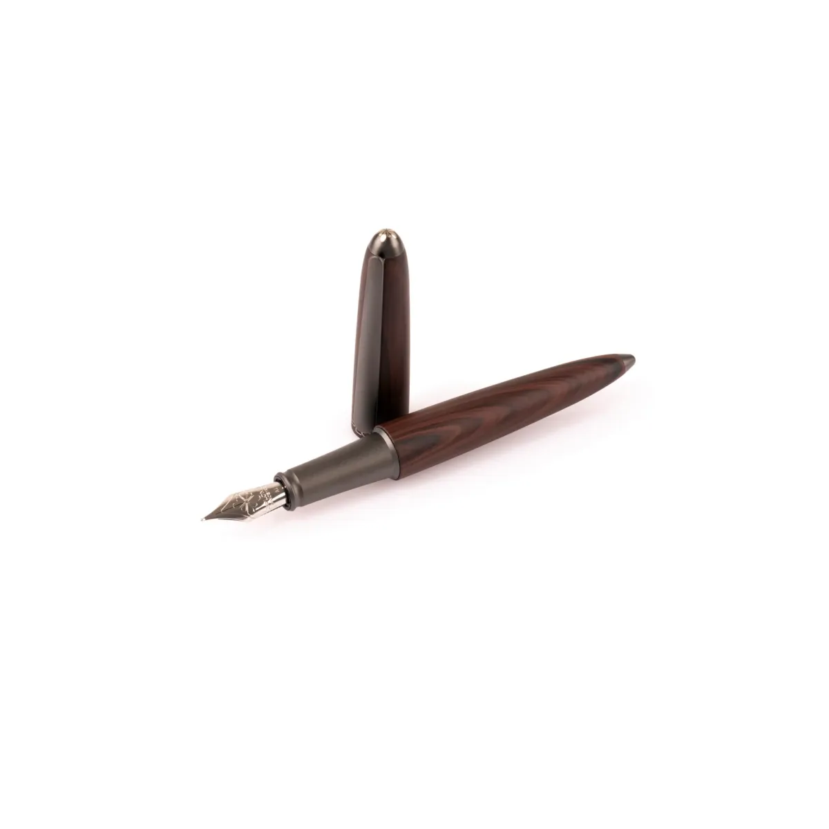 Diplomat Füllhalter Aero Black Forest 14KT