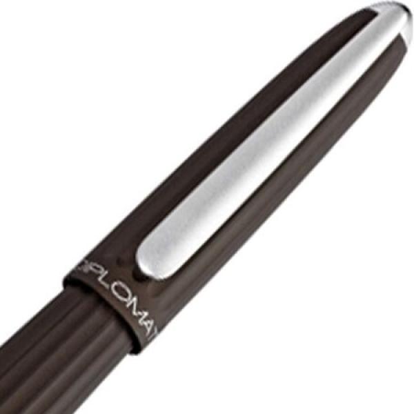 Diplomat Füllhalter Aero braun 14KT