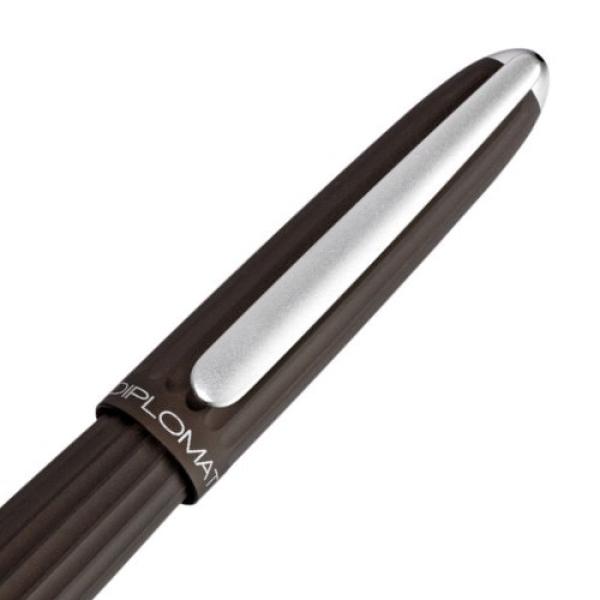 Diplomat Füllhalter Aero braun