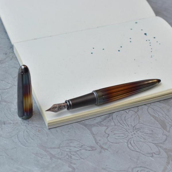 Diplomat Füllhalter Aero Flame