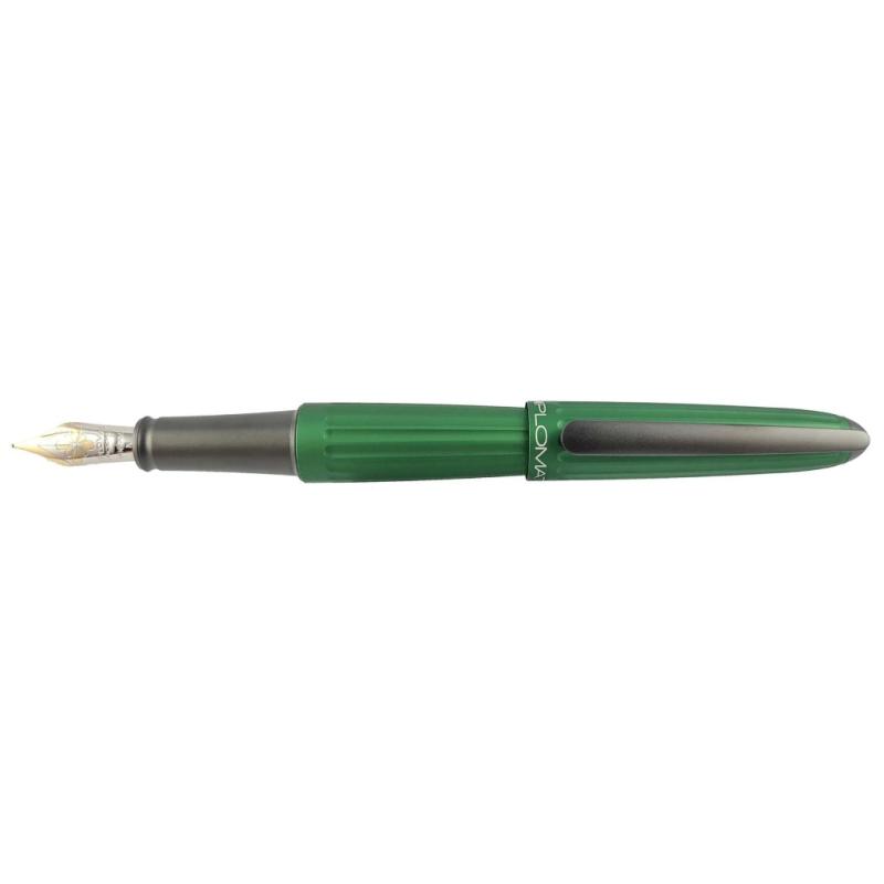 Diplomat Füllhalter Aero grün 14KT