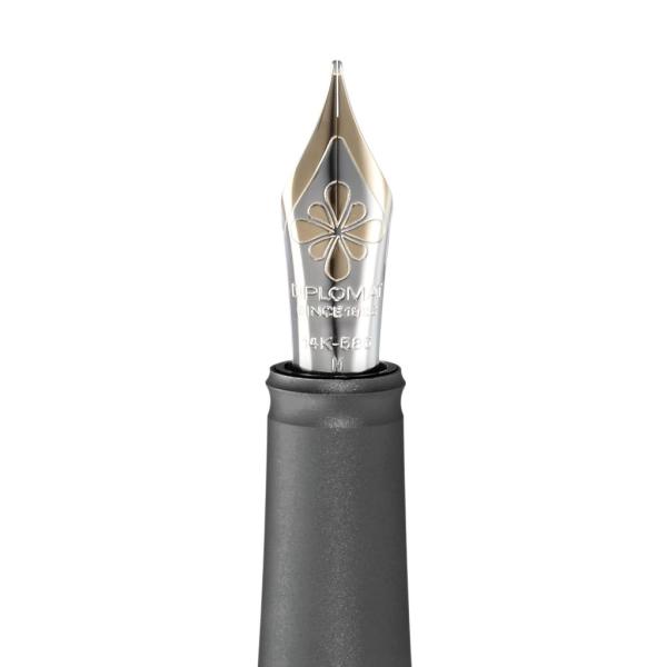 Diplomat Füllhalter Aero grau 14KT