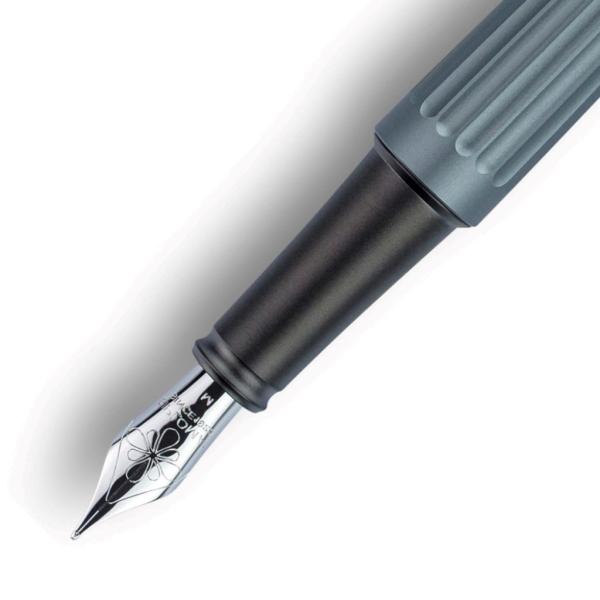 Diplomat Füllhalter Aero grau