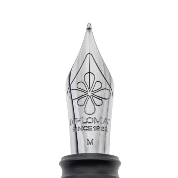 Diplomat Füllhalter Aero silber matt