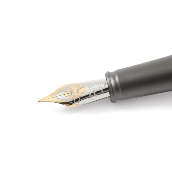 Diplomat Füllhalter Aero violet 14KT