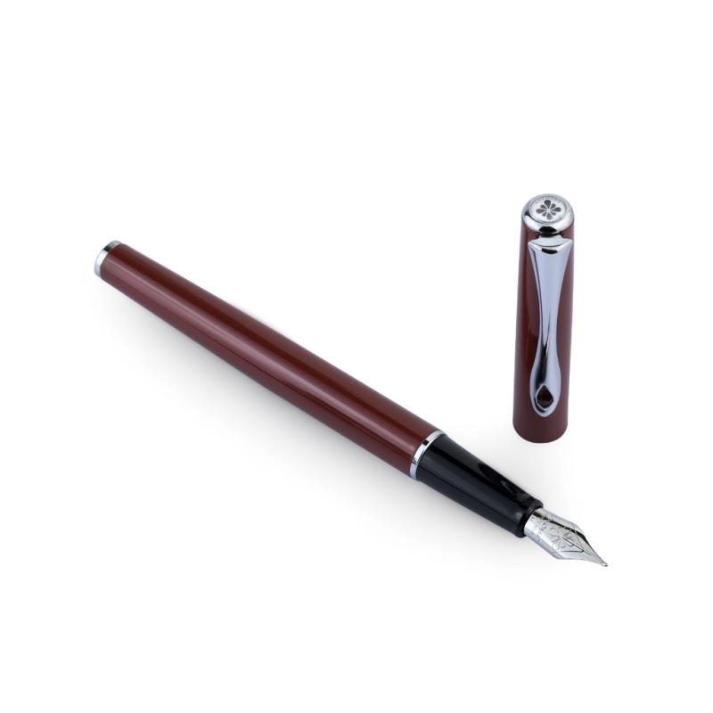 Diplomat Füllhalter Traveller dark red