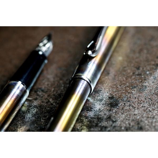 Diplomat Füllhalter Traveller flame