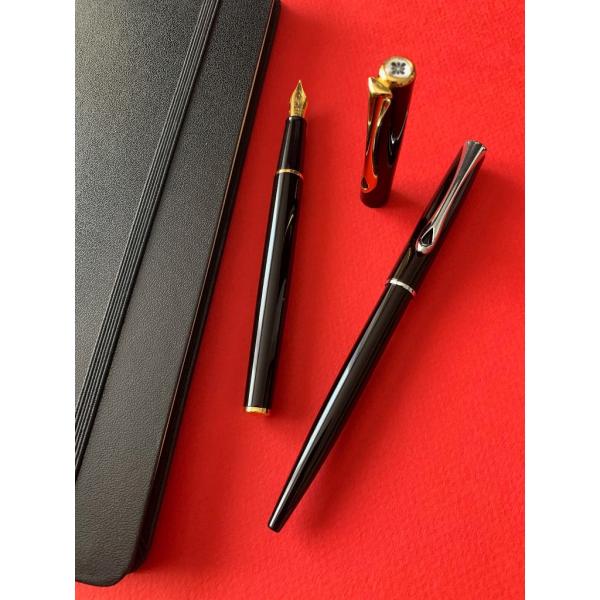 Diplomat Kugelschreiber Traveller lack schwarz gold easyFlow