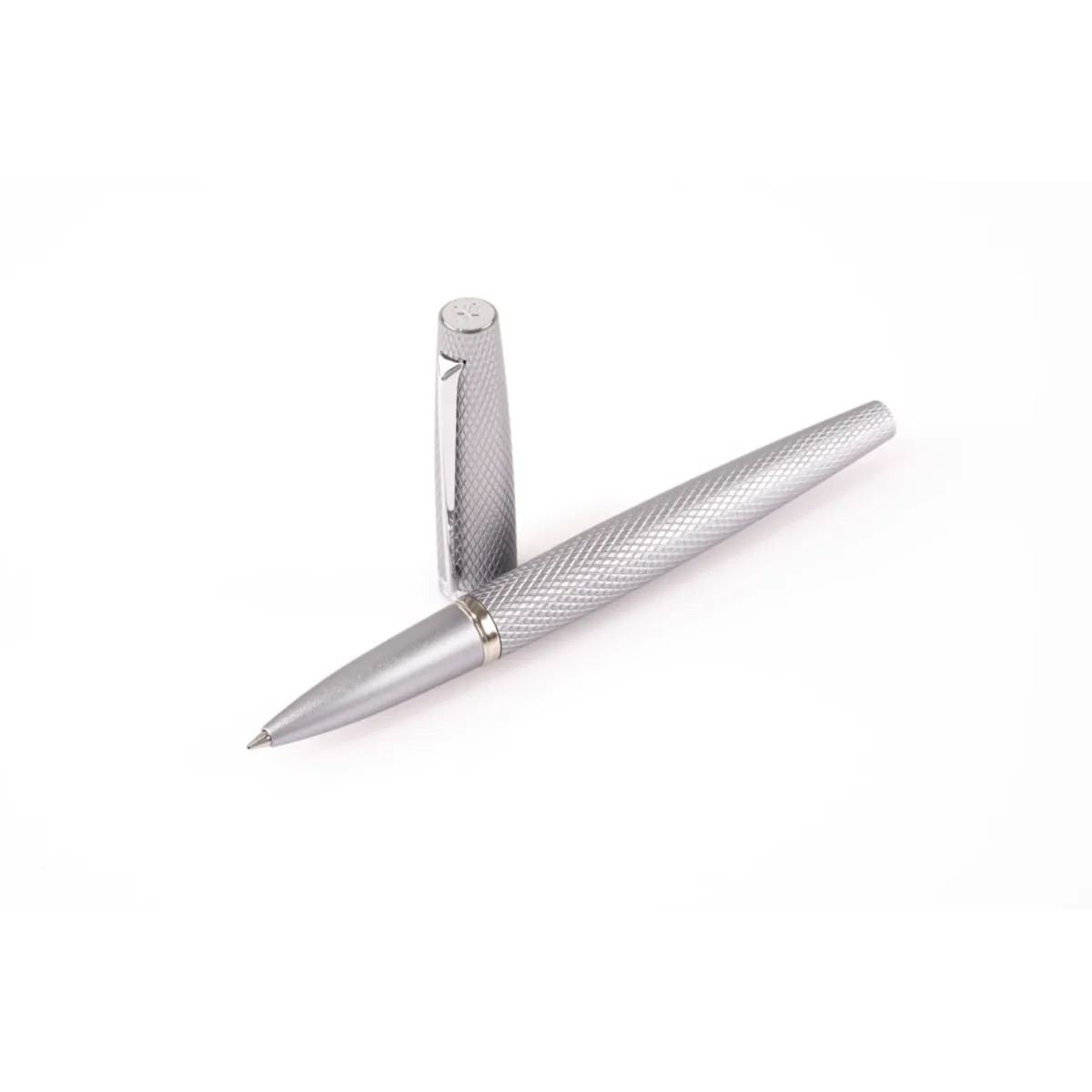 Diplomat Tintenroller Viper silber guillochiert