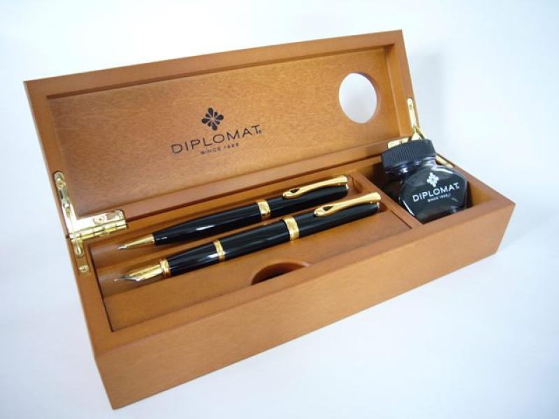 Diplomat Edelholzkassette Kirsche mit Tintenglas