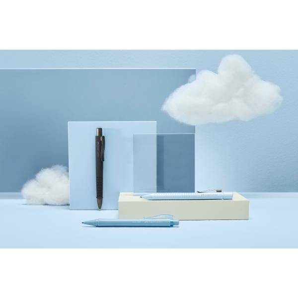 Faber-Castell Kugelschreiber Grip 2010 M sky blue